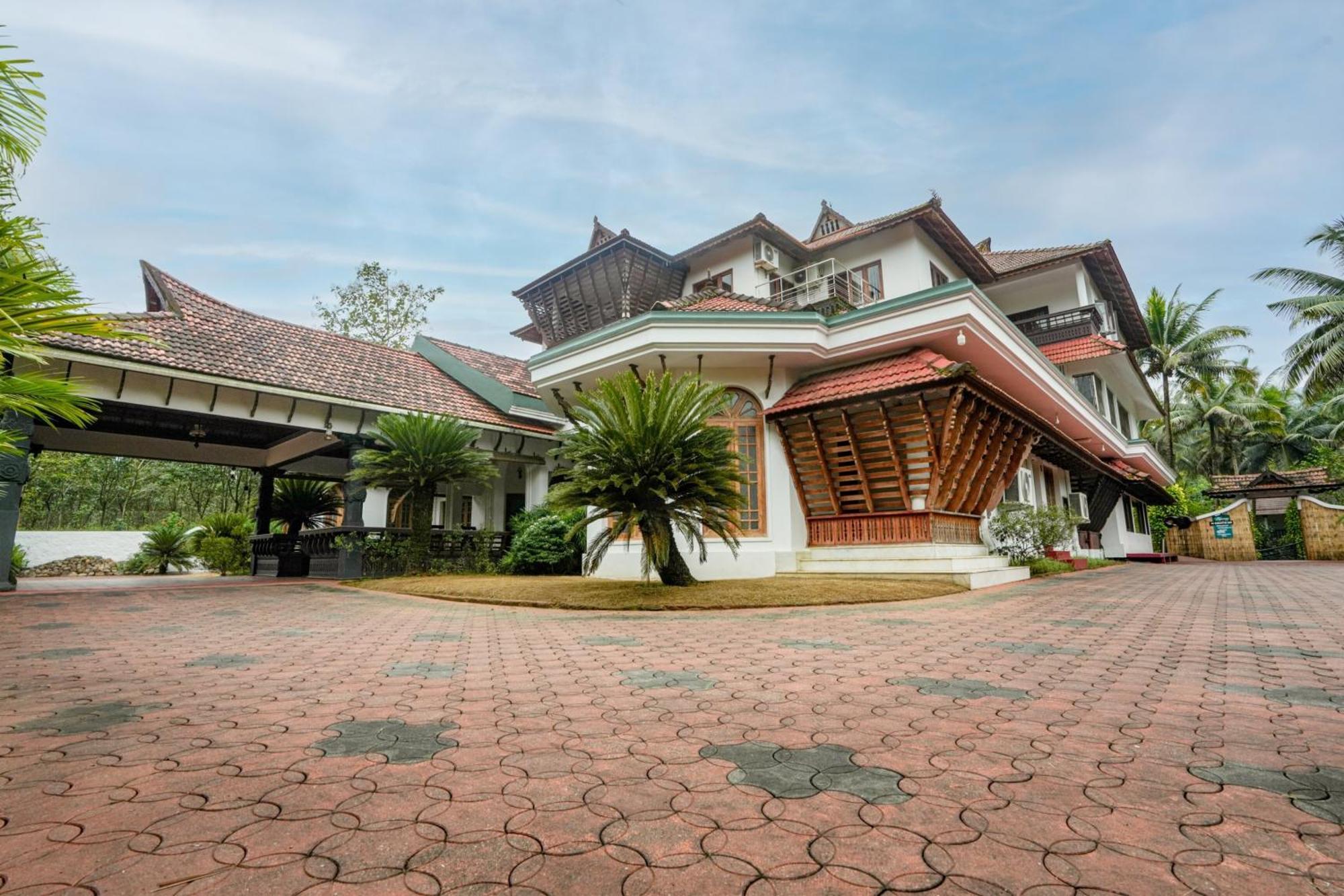 Palette Resorts- Tapovan Green County Thattakad Экстерьер фото
